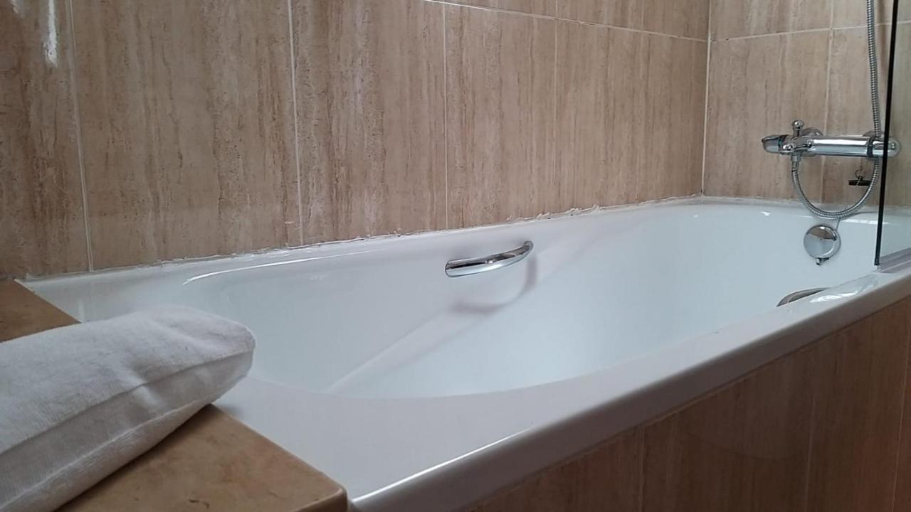 Hotel Alda Centro Oviedo Kültér fotó