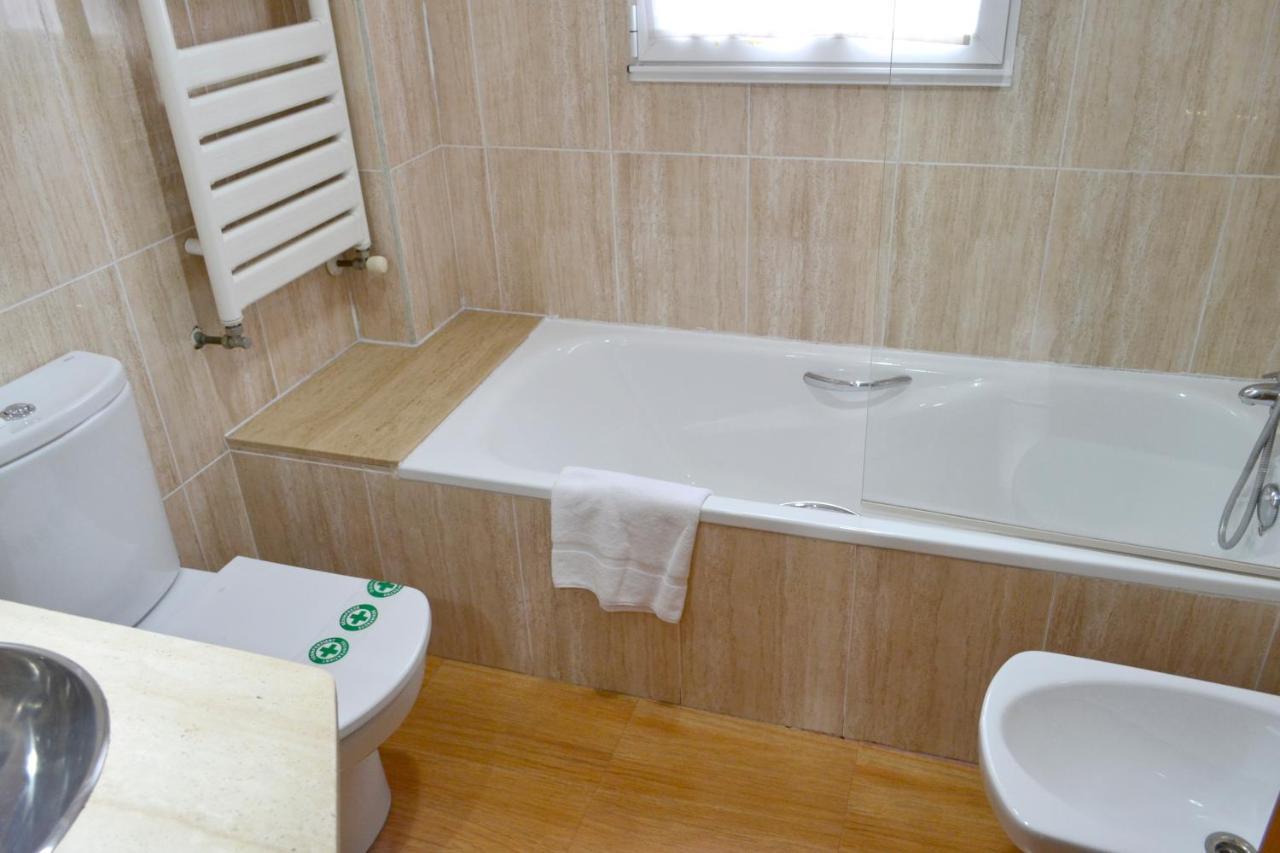 Hotel Alda Centro Oviedo Kültér fotó
