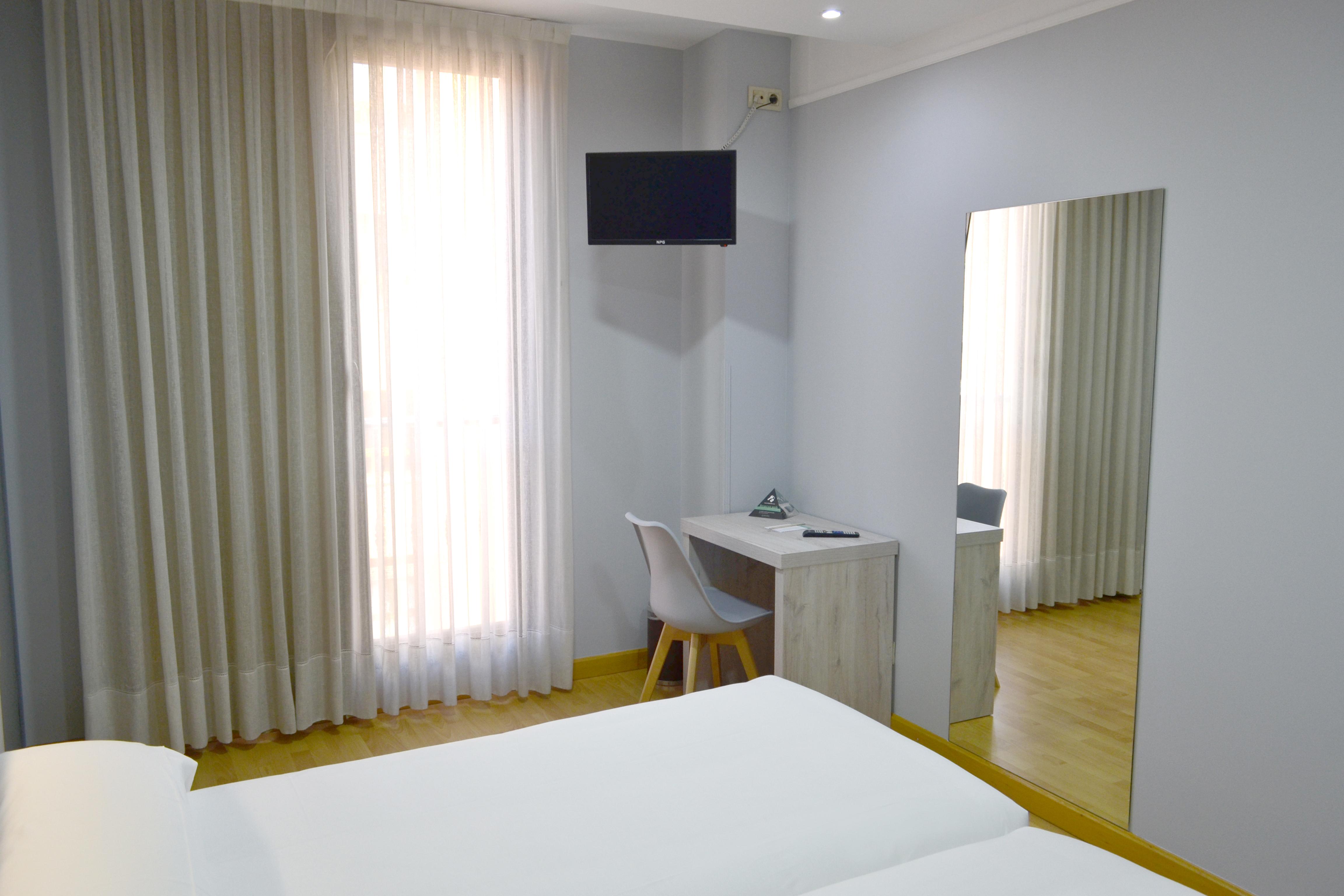 Hotel Alda Centro Oviedo Kültér fotó