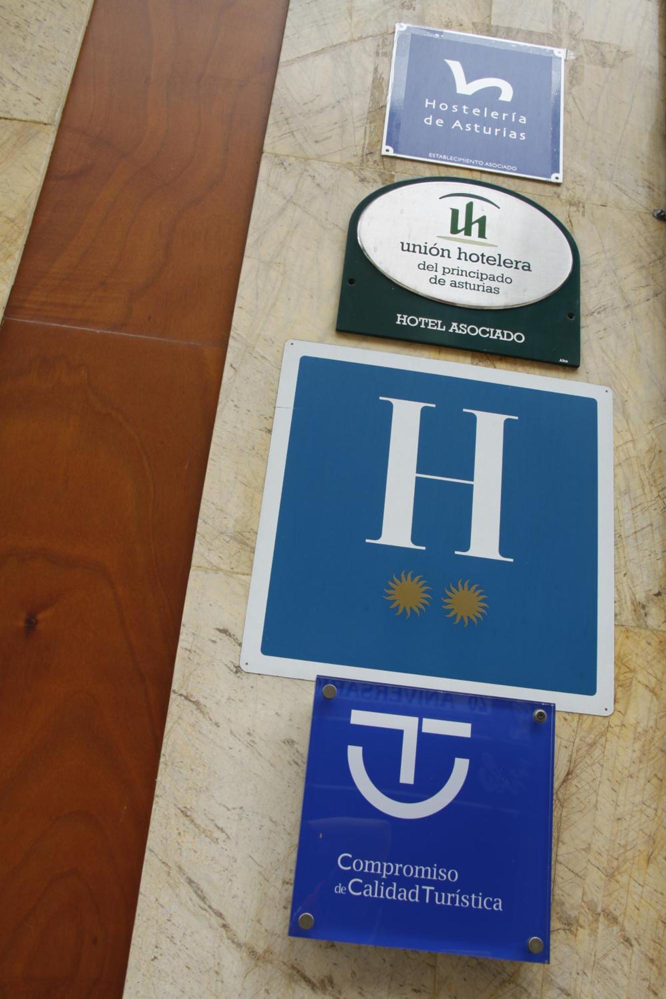 Hotel Alda Centro Oviedo Kültér fotó